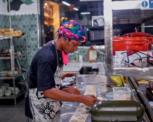 Why uk kitchens are embracing the trend of mixed material designs